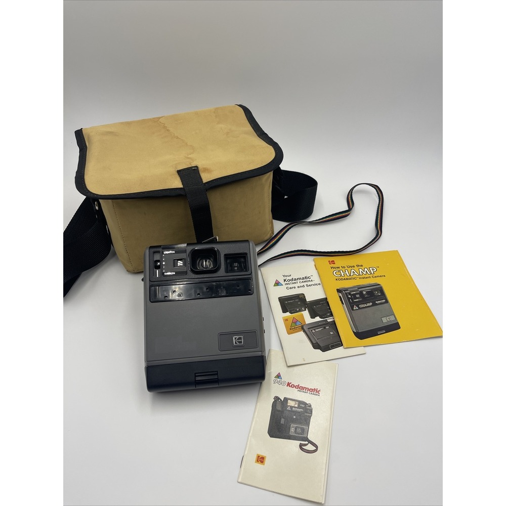 Vintage Kodak CHAMP KODAMATIC Instant Camera with Bag Manual‎